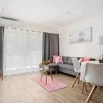 Vilamoura, New Style Apt, Piscina, Wifi Lägenhet *