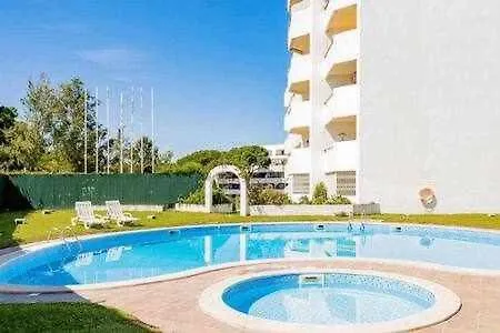Vilamoura, New Style Apt, Piscina, Wifi * 维拉摩拉
