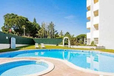 Vilamoura, New Style Apt, Piscina, Wifi 公寓 维拉摩拉