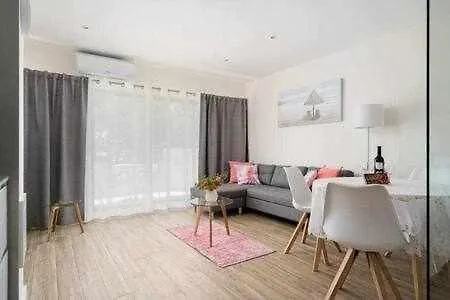 Vilamoura, New Style Apt, Piscina, Wifi 公寓 *
