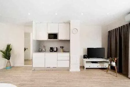 Vilamoura, New Style Apt, Piscina, Wifi 维拉摩拉